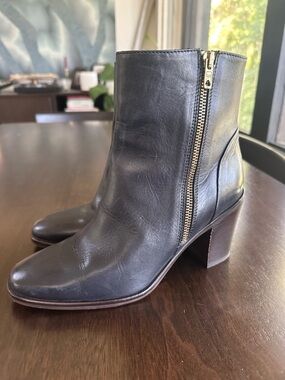 J. Crew Black Leather Ankle Boots stacked wood heel Gold Zipper 8.5